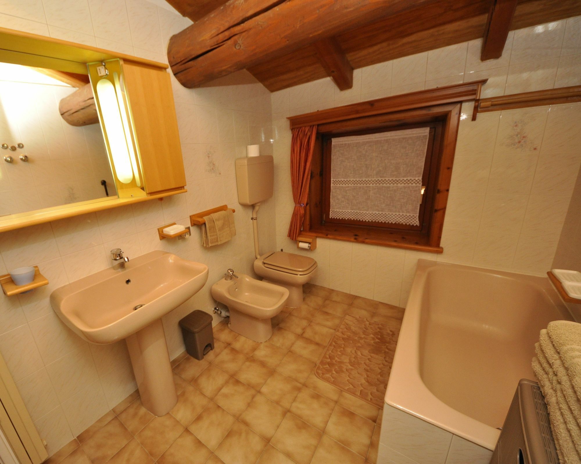 Appartamento Valeriano By Livigno Accomodation Exterior photo